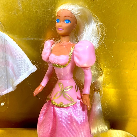 BARBIE VTG 1997 MCDONALD’S HAPPY MEAL TOY BUNDLE OF 2 HAIR YOU CAN BRUSH - Picture 6 of 12